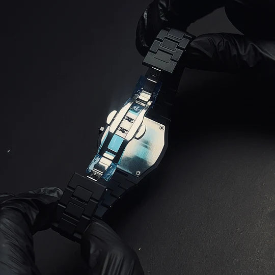 Black Arabic Aura Watch